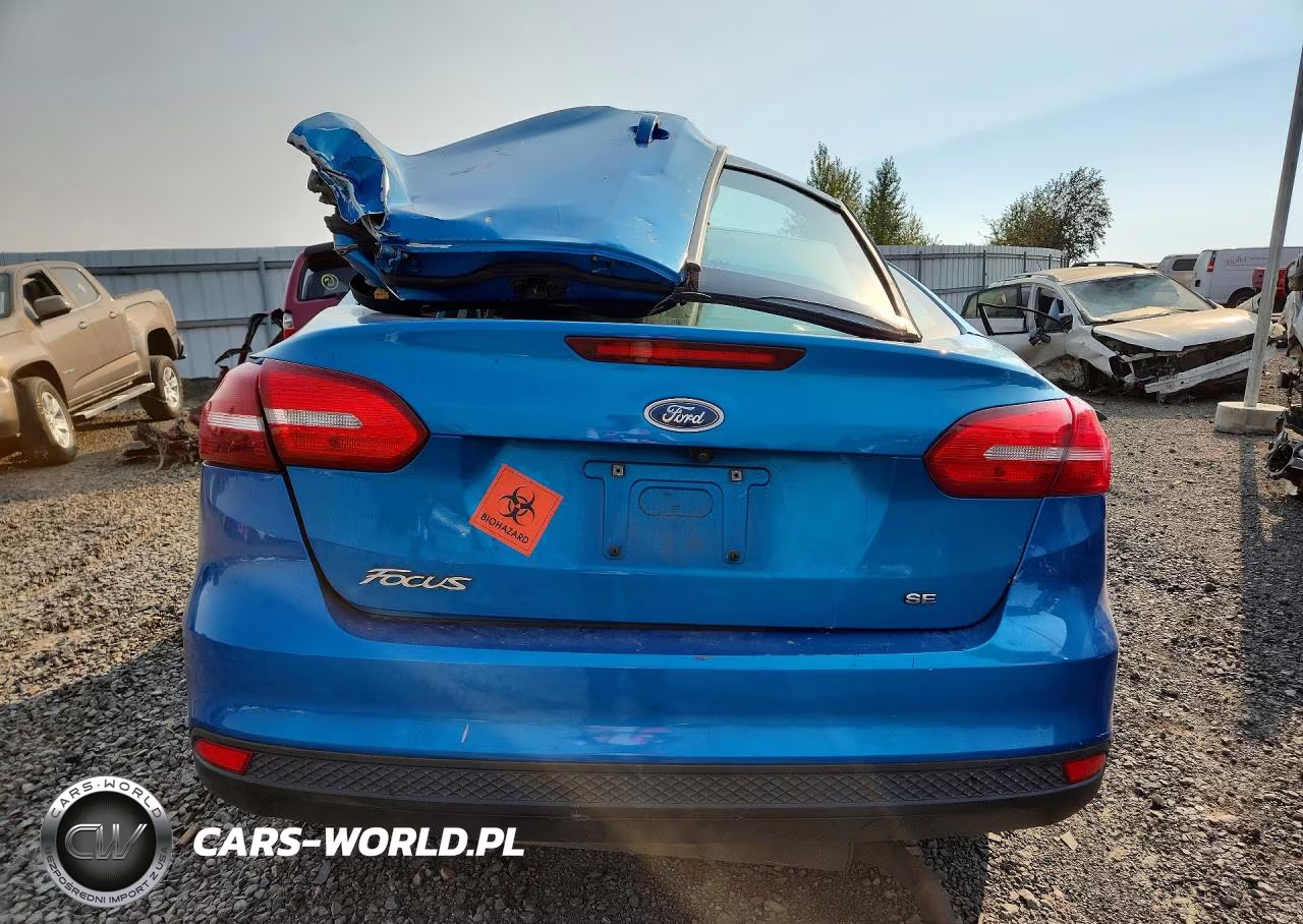 2015 Ford Focus Se VIN:1FADP3F27FL358538 - 6