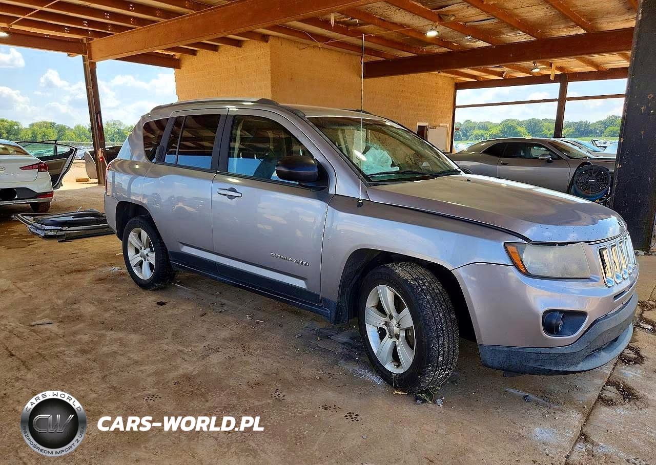 2016 Jeep Compass Sport VIN:1C4NJCBA4GD634053 - 4
