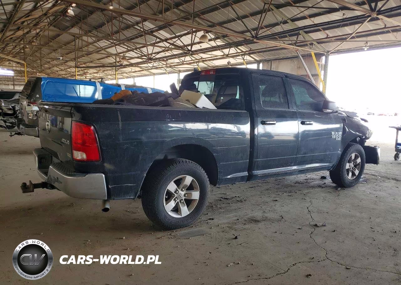 2019 Ram 1500 Classic Slt VIN:1C6RR7GG2KS592623 - 3