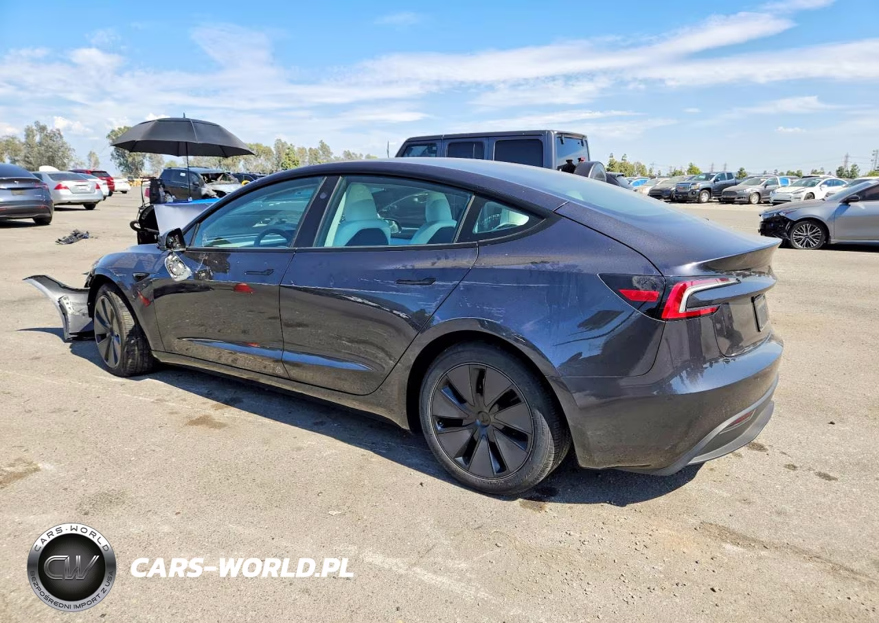 2025 Tesla Model 3 VIN:5YJ3E1EA1SF002270 - 2