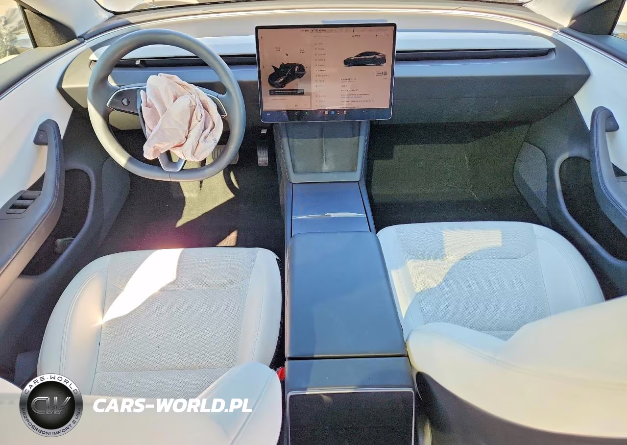 2025 Tesla Model 3 VIN:5YJ3E1EA1SF002270 - 8