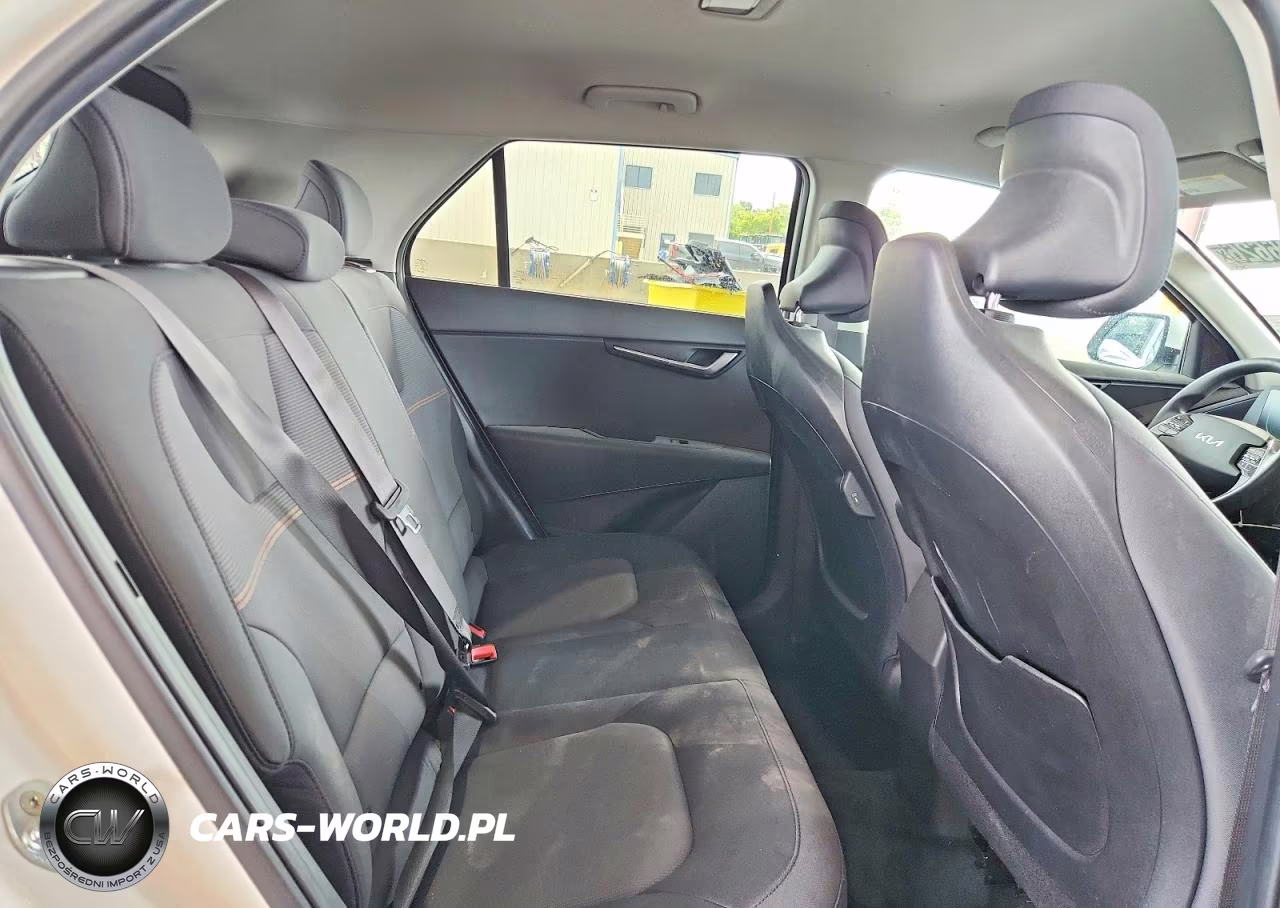 2026 Kia Niro Lx VIN:KNDCP3LEXT5318555 - 10