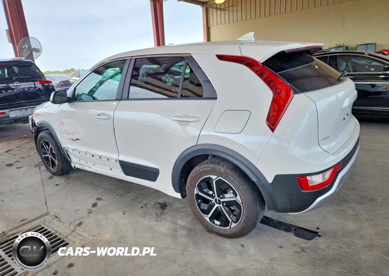 2026 Kia Niro Lx VIN:KNDCP3LEXT5318555 - 2