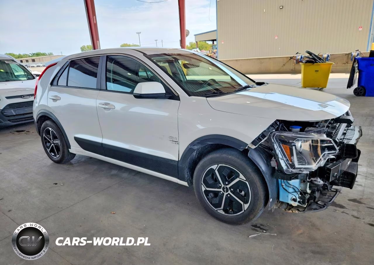 2026 Kia Niro Lx VIN:KNDCP3LEXT5318555 - 4