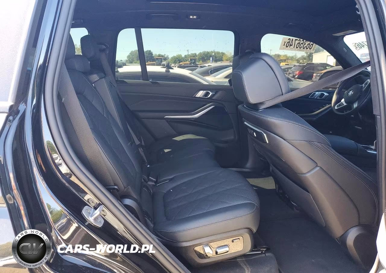 2025 BMW X7 xDrive40I VIN:5UX23EM08S9Y50429 - 10
