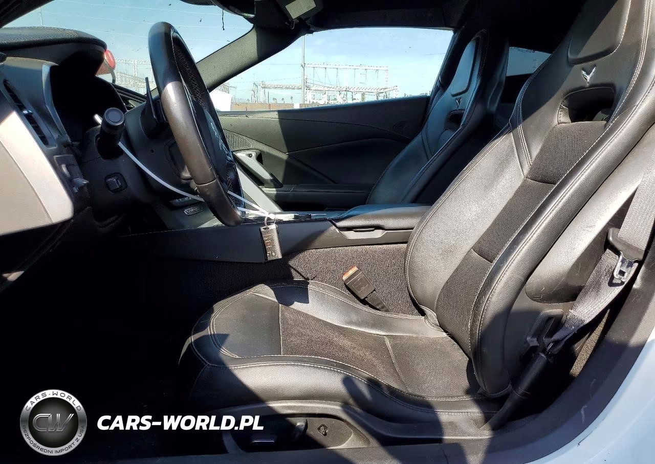 2019 Chevrolet Corvette Stingray 2Lt VIN:1G1YD2D70K5108062 - 7