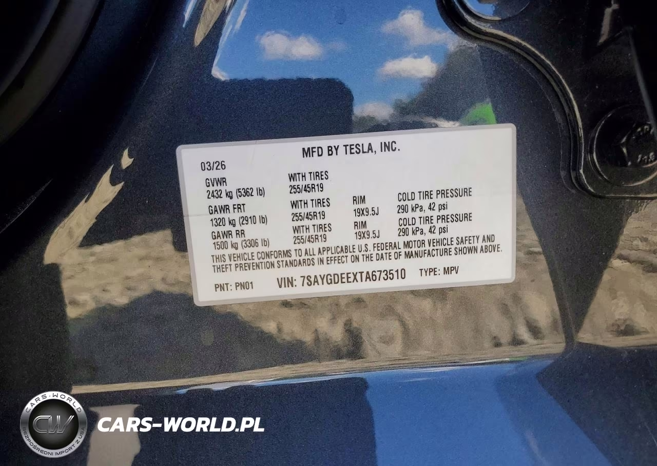 2026 Tesla Model Y VIN:7SAYGDEEXTA673510 - 12
