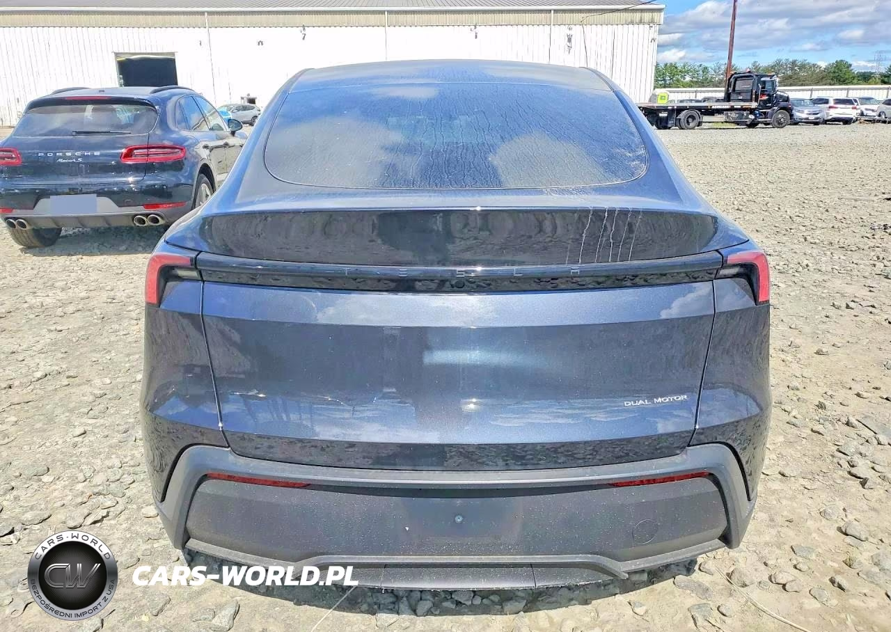 2026 Tesla Model Y VIN:7SAYGDEEXTA673510 - 6