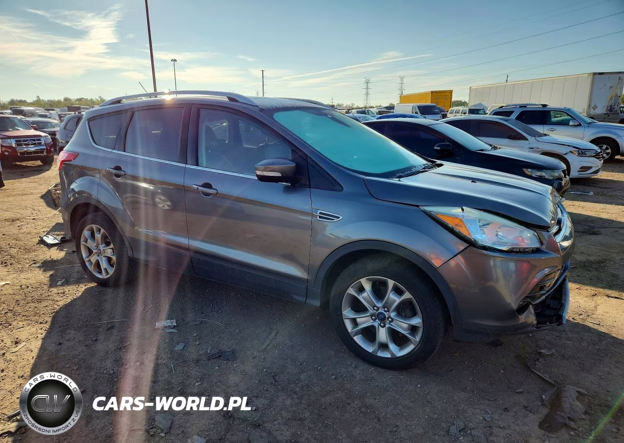 2014 Ford Escape Titanium VIN:1FMCU9J90EUE38547 - 4