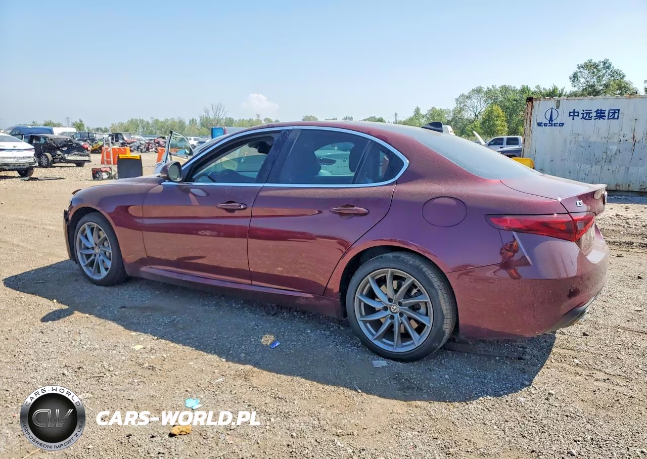 2017 Alfa Romeo Giulia Q4 VIN:ZARFAEDN4H7561188 - 2