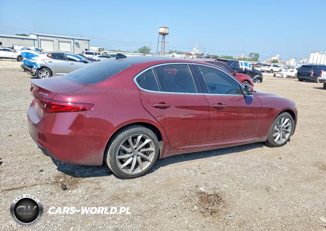 2017 Alfa Romeo Giulia Q4 VIN:ZARFAEDN4H7561188 - 3