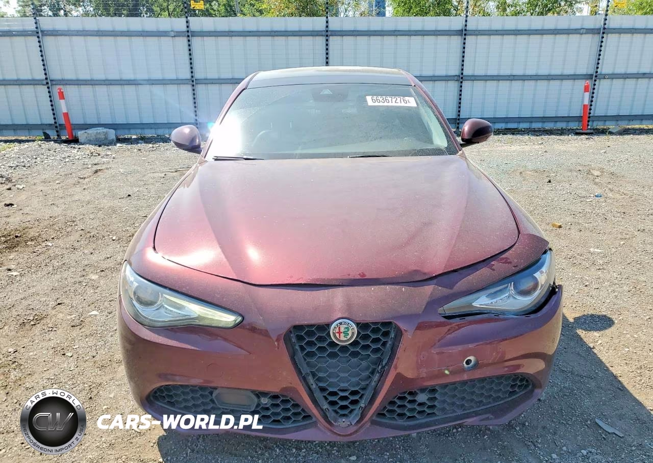 2017 Alfa Romeo Giulia Q4 VIN:ZARFAEDN4H7561188 - 5