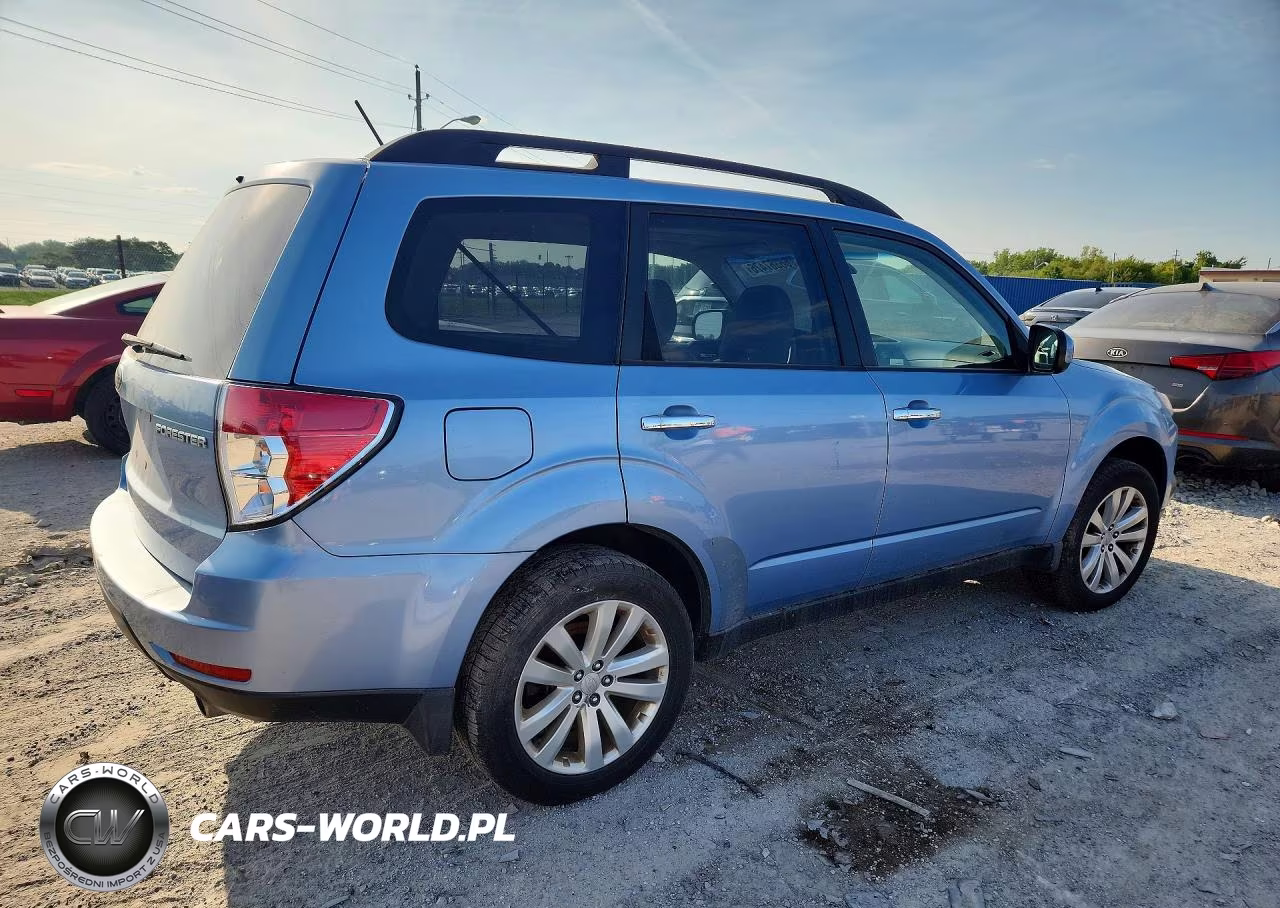 2011 Subaru Forester Limited VIN:JF2SHBFC3BH749153 - 3