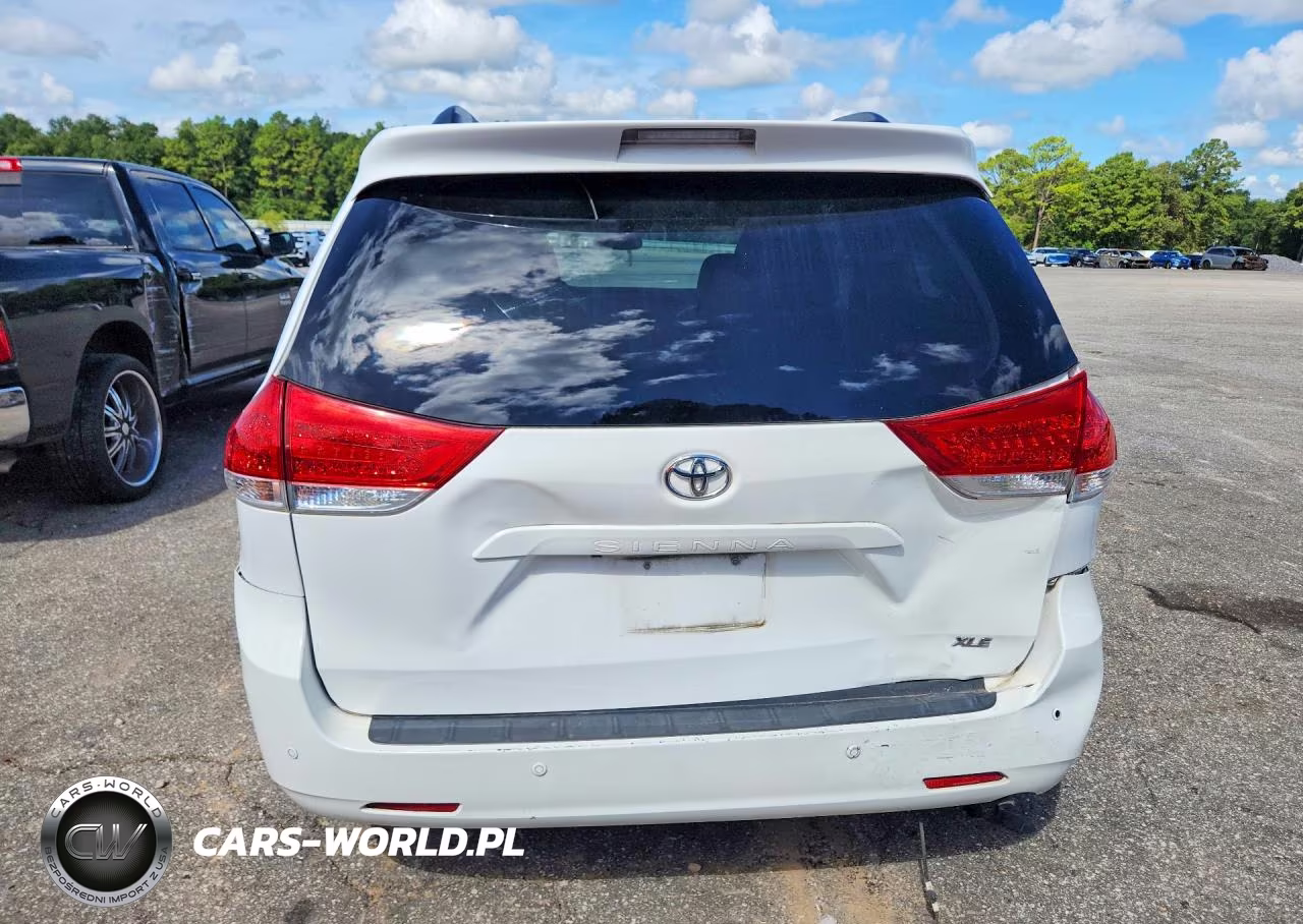 2011 Toyota Sienna Xle 8-Passenger VIN:5TDYK3DC9BS096391 - 6