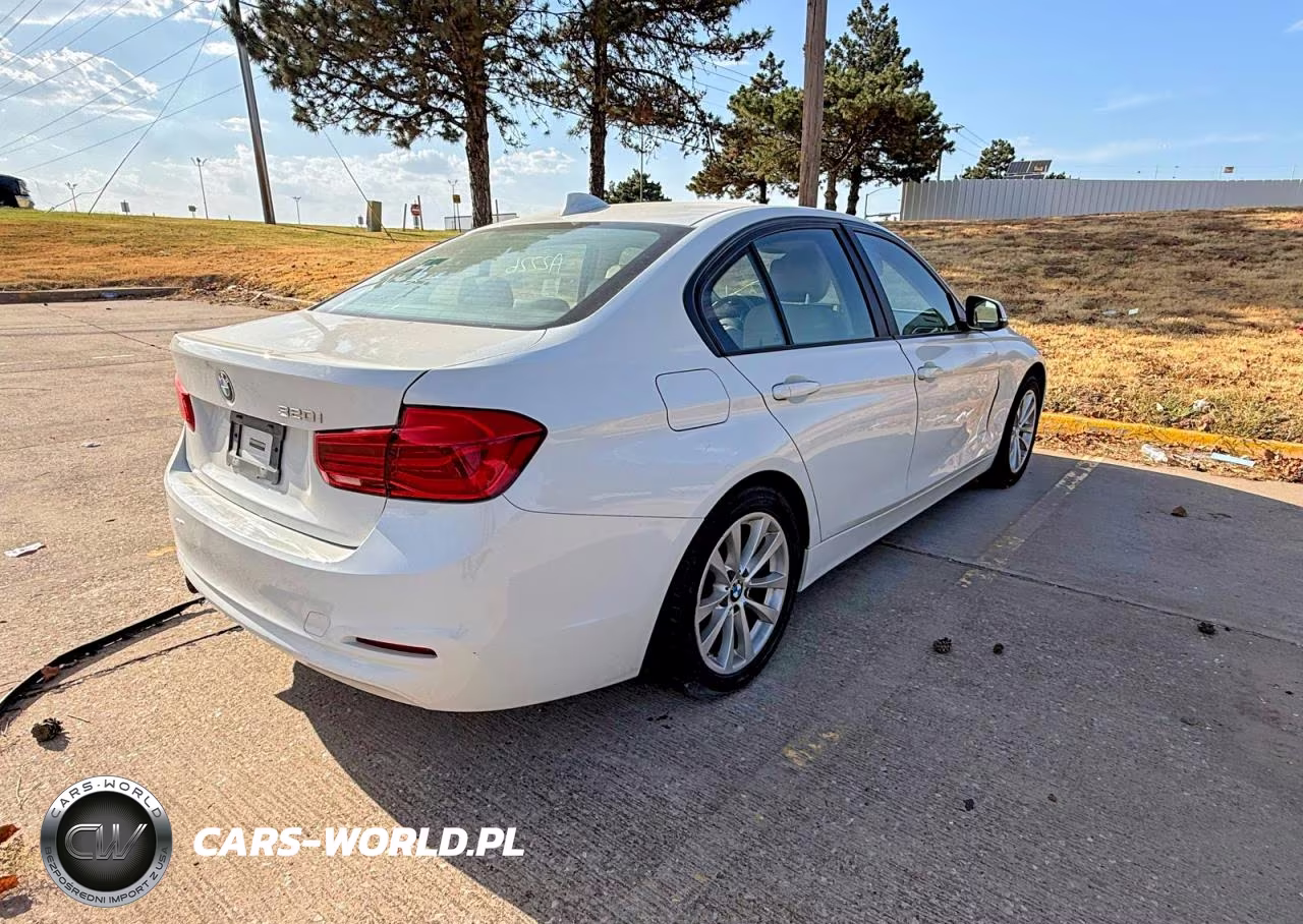 2017 BMW 320 I VIN:WBA8E1G37HNU16973 - 4