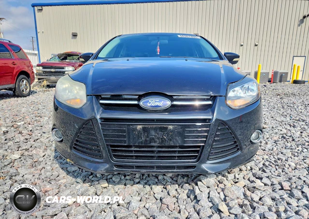 2013 Ford Focus Titanium VIN:1FADP3N28DL168505 - 5