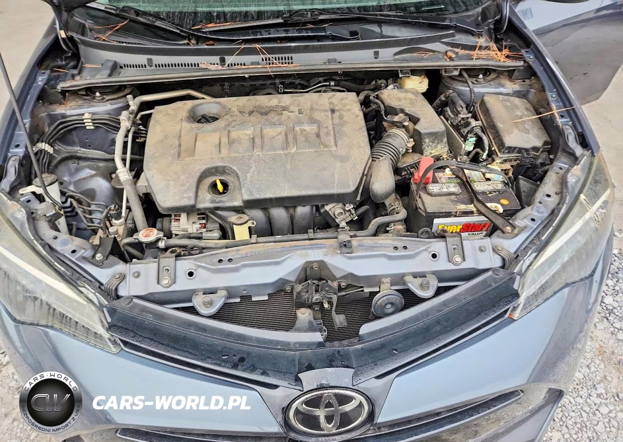 2018 Toyota Corolla Le VIN:2T1BURHE4JC032278 - 11