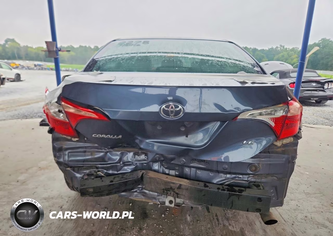 2018 Toyota Corolla Le VIN:2T1BURHE4JC032278 - 6
