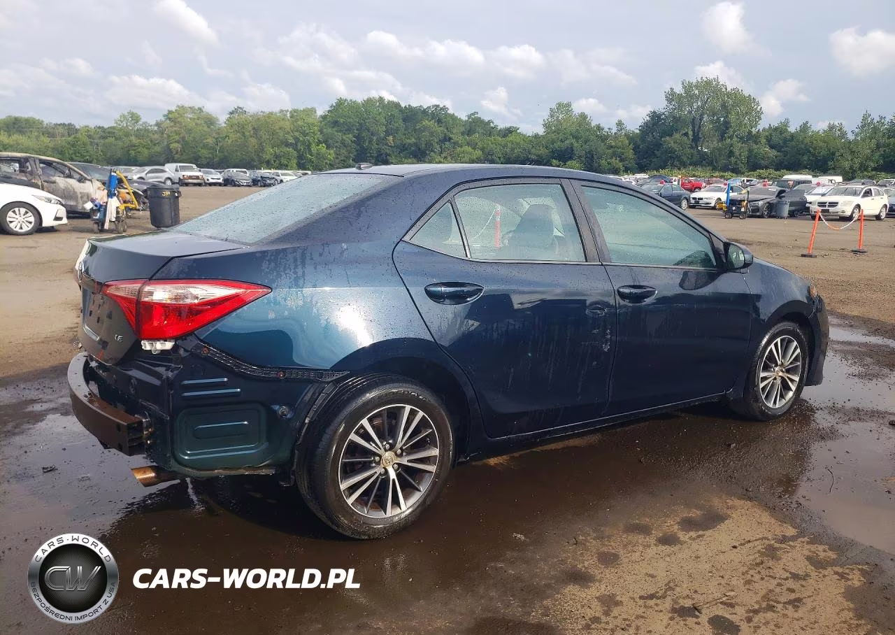 2019 Toyota Corolla Le VIN:2T1BURHE8KC156491 - 3