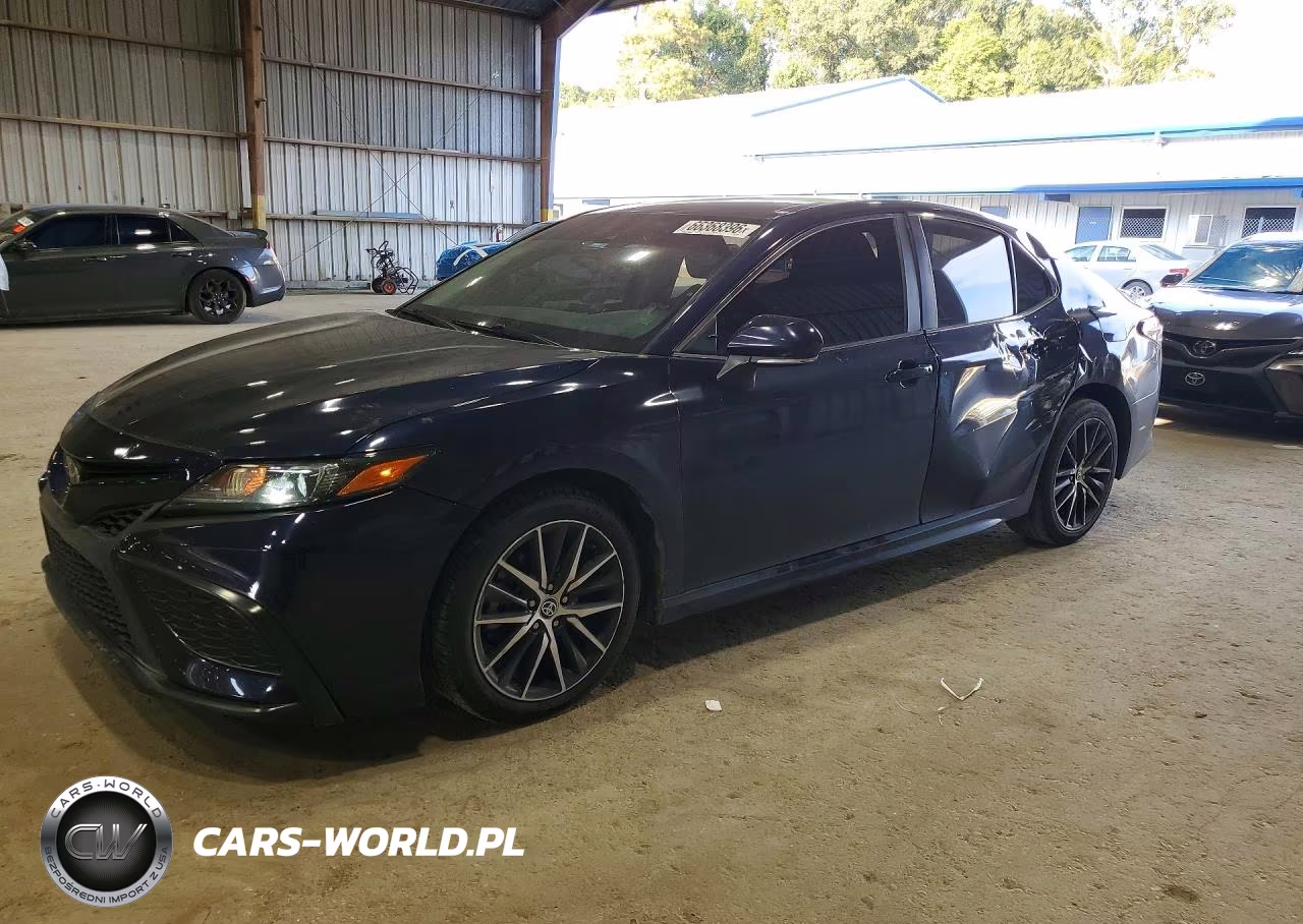 2022 Toyota Camry Se – zdjęcie 1 z 12
