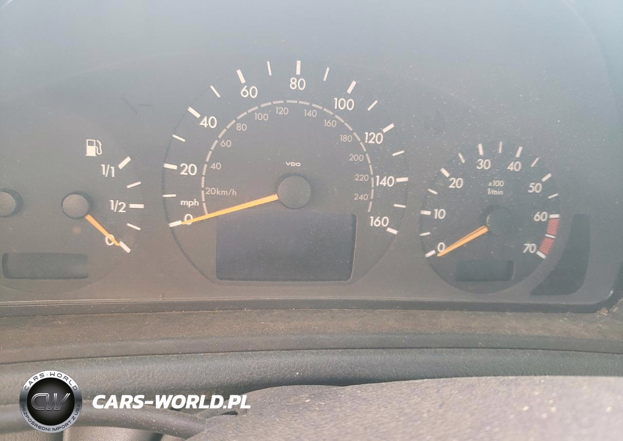 2002 Mercedes-Benz Clk 320 VIN:WDBLJ65G72T118288 - 9