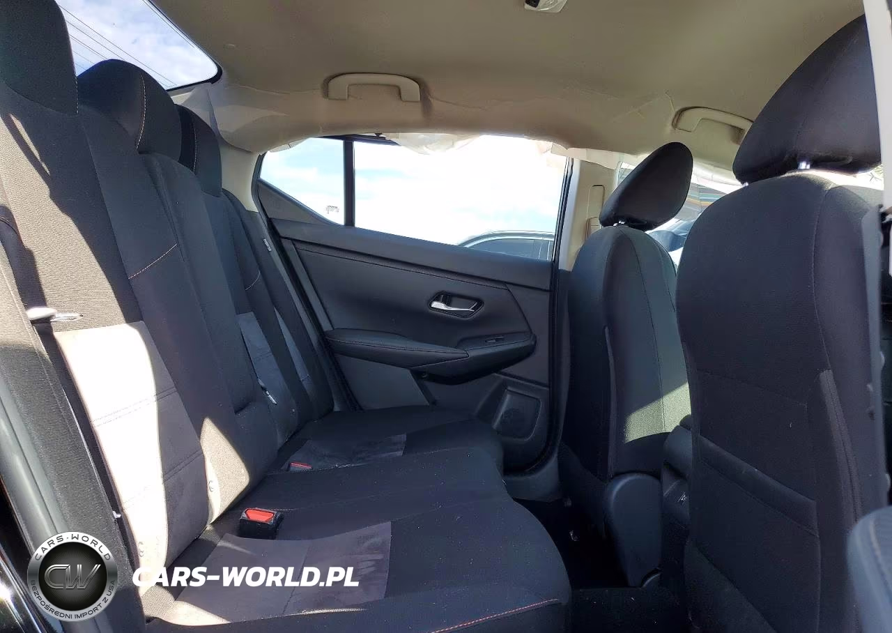 2025 Nissan Sentra Sr VIN:3N1AB8DVXSY395948 - 10