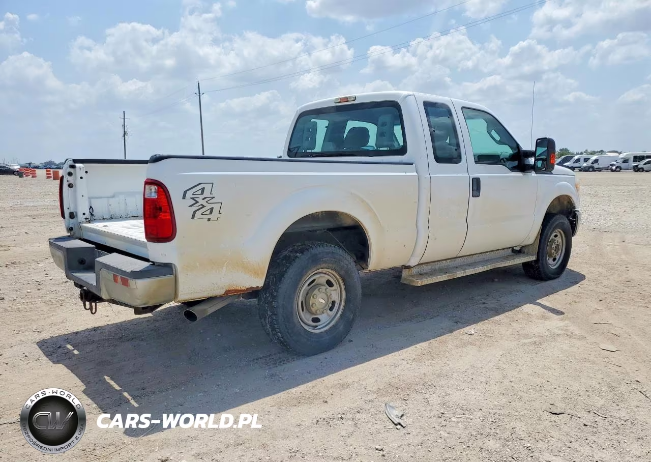 2013 Ford F250 Super Duty VIN:1FT7X2B64DEB57272 - 3