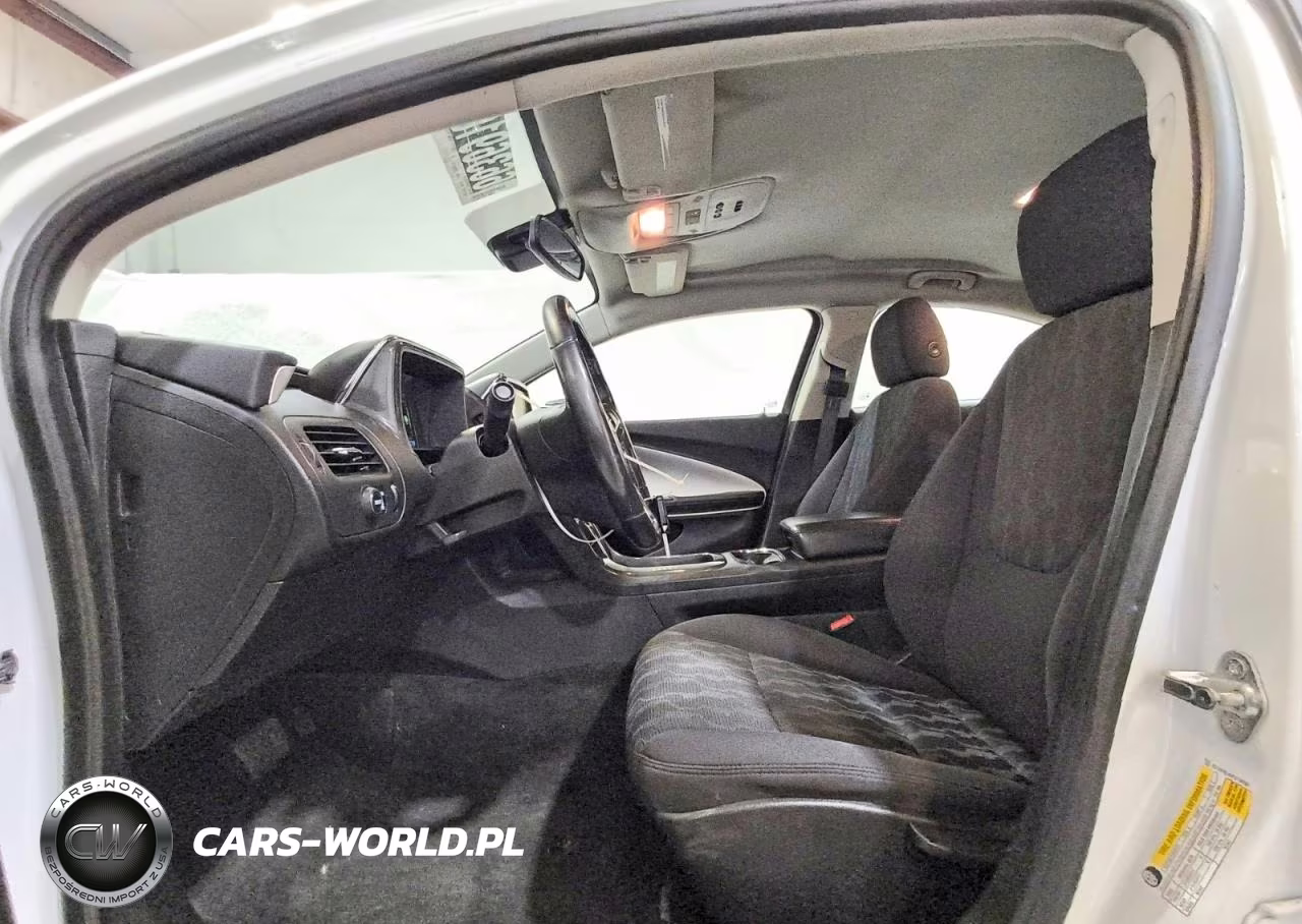 2014 Chevrolet Volt VIN:1G1RE6E45EU136947 - 7