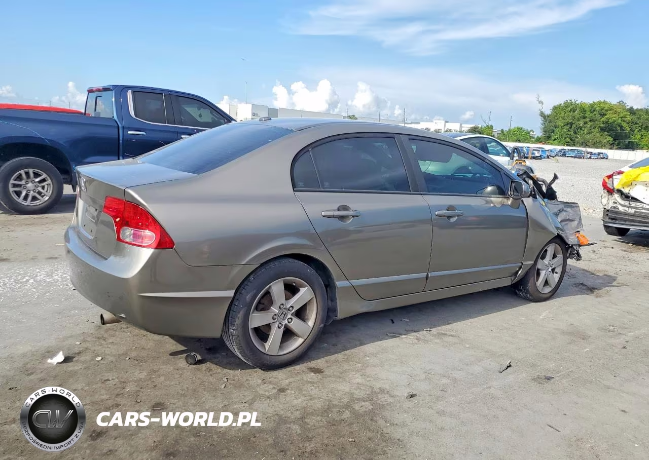 2008 Honda Civic VIN:1HGFA169X8L028161 - 3