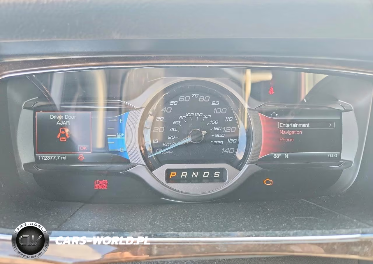 2016 Ford Taurus Limited VIN:1FAHP2F80GG107807 - 9