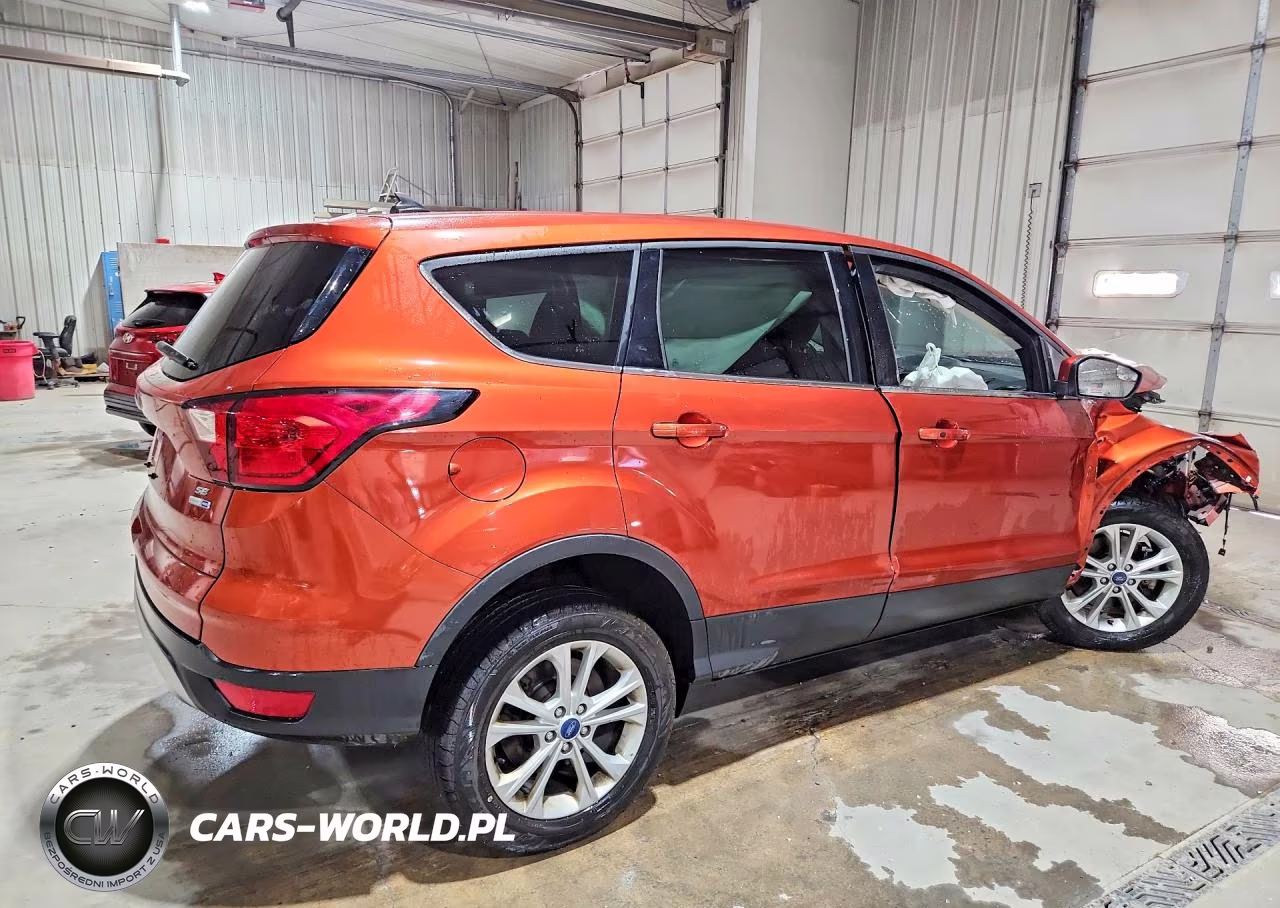 2019 Ford Escape Se VIN:1FMCU9GD7KUA07694 - 3