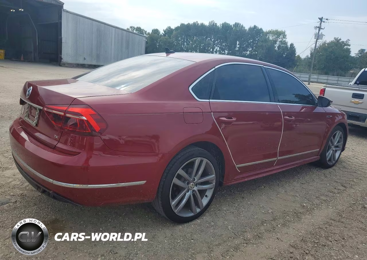 2017 Volkswagen Passat R-Line VIN:1VWDT7A30HC033498 - 3