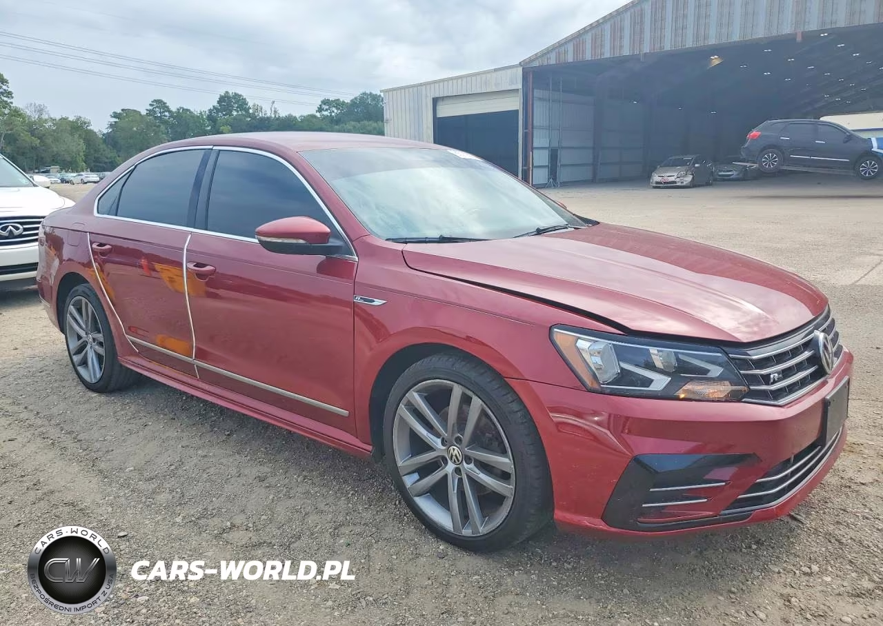2017 Volkswagen Passat R-Line VIN:1VWDT7A30HC033498 - 4