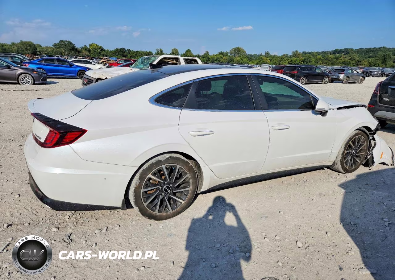 2021 Hyundai Sonata Limited VIN:5NPEH4J24MH100911 - 3