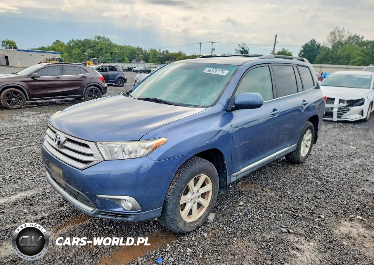 2013 Toyota Highlander Se – zdjęcie 1 z 13