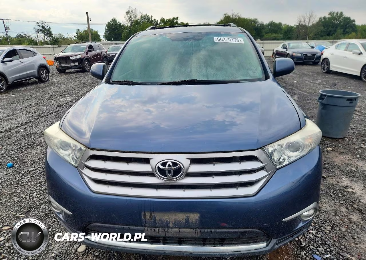 2013 Toyota Highlander Se VIN:5TDBK3EH4DS213927 - 5