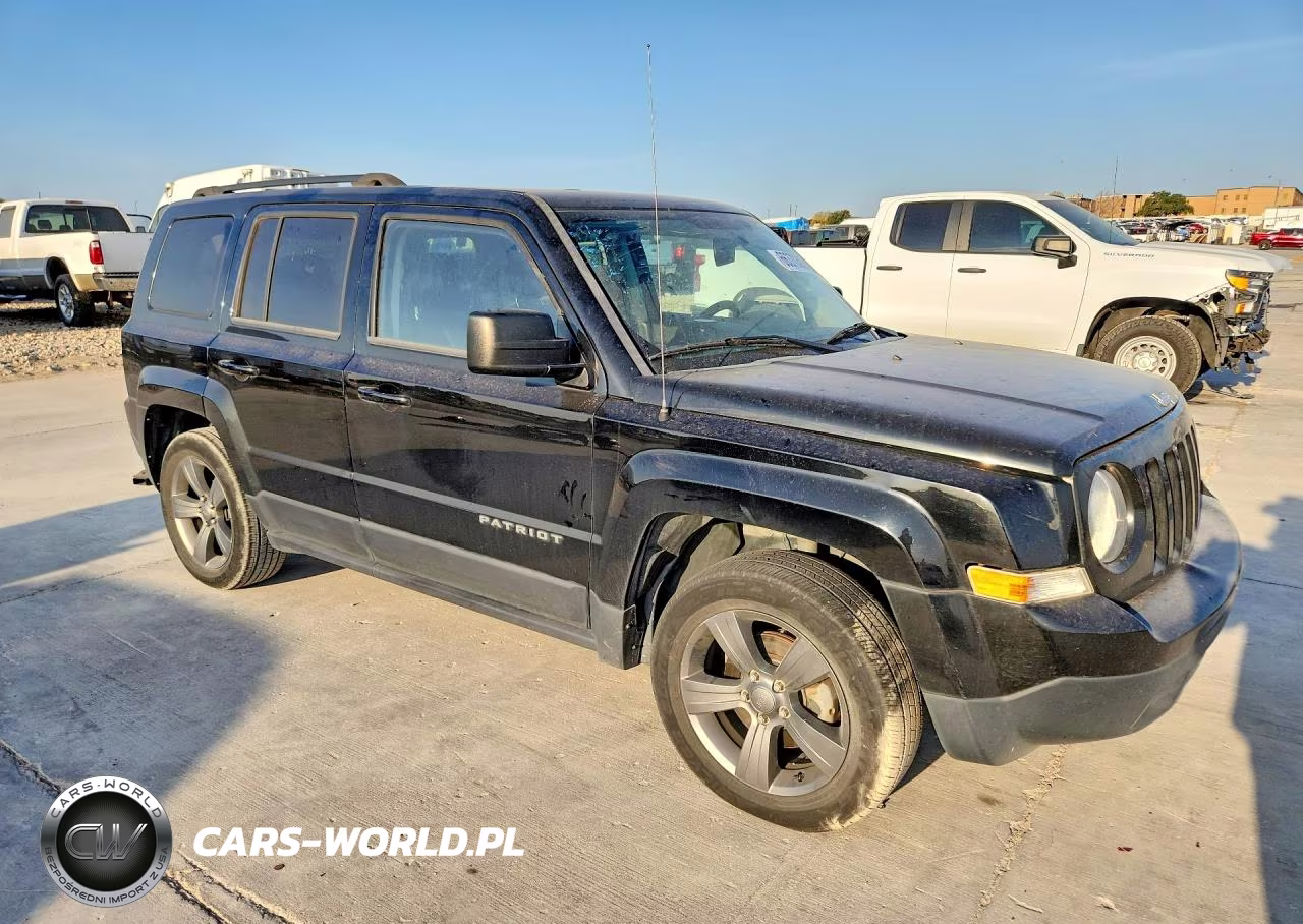 2015 Jeep Patriot Latitude VIN:1C4NJPFA1FD401344 - 4