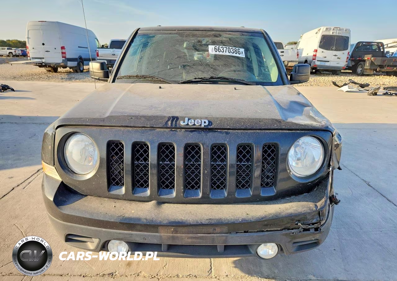 2015 Jeep Patriot Latitude VIN:1C4NJPFA1FD401344 - 5