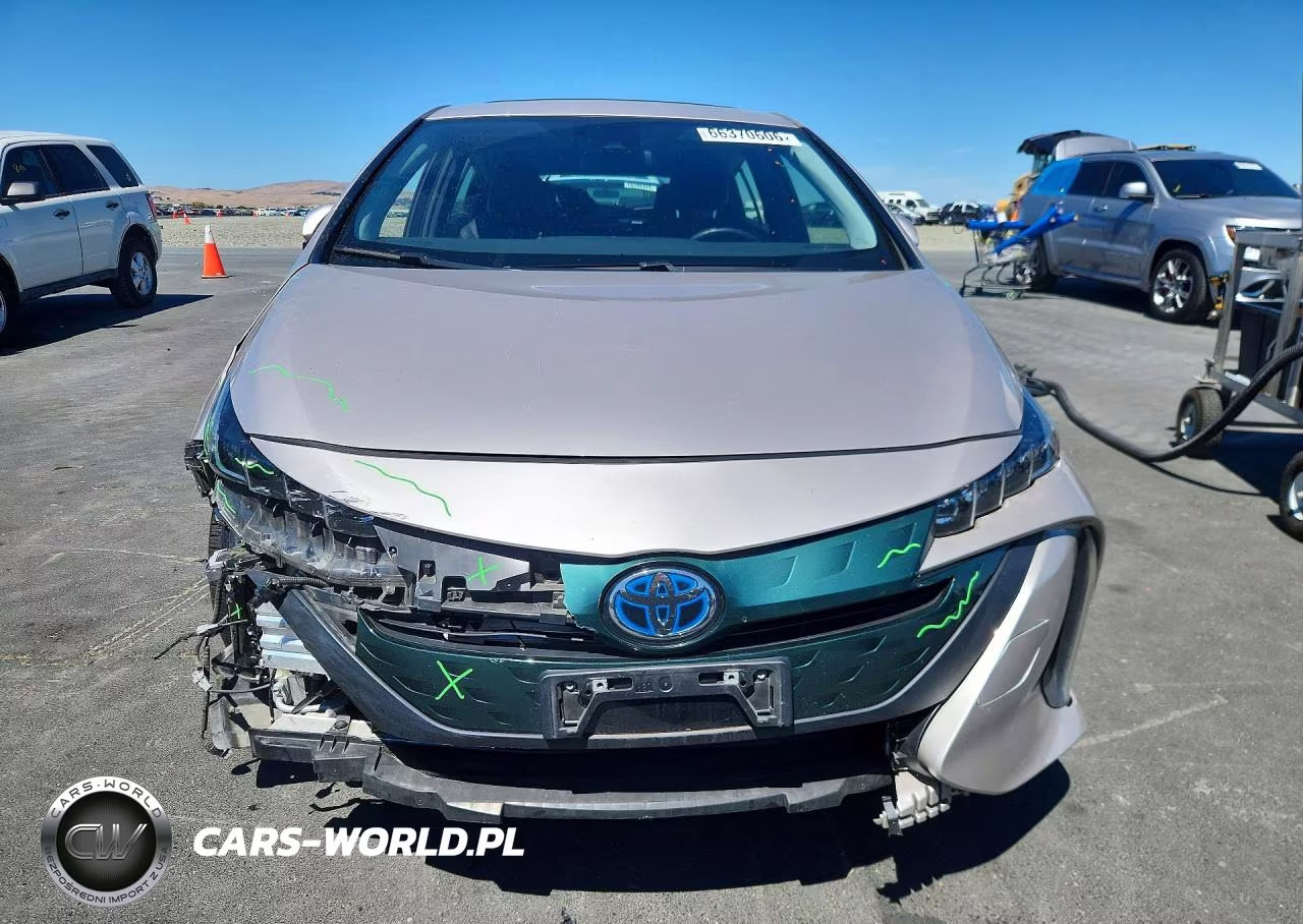2019 Toyota Prius Prime Premium VIN:JTDKARFP7K3114545 - 5