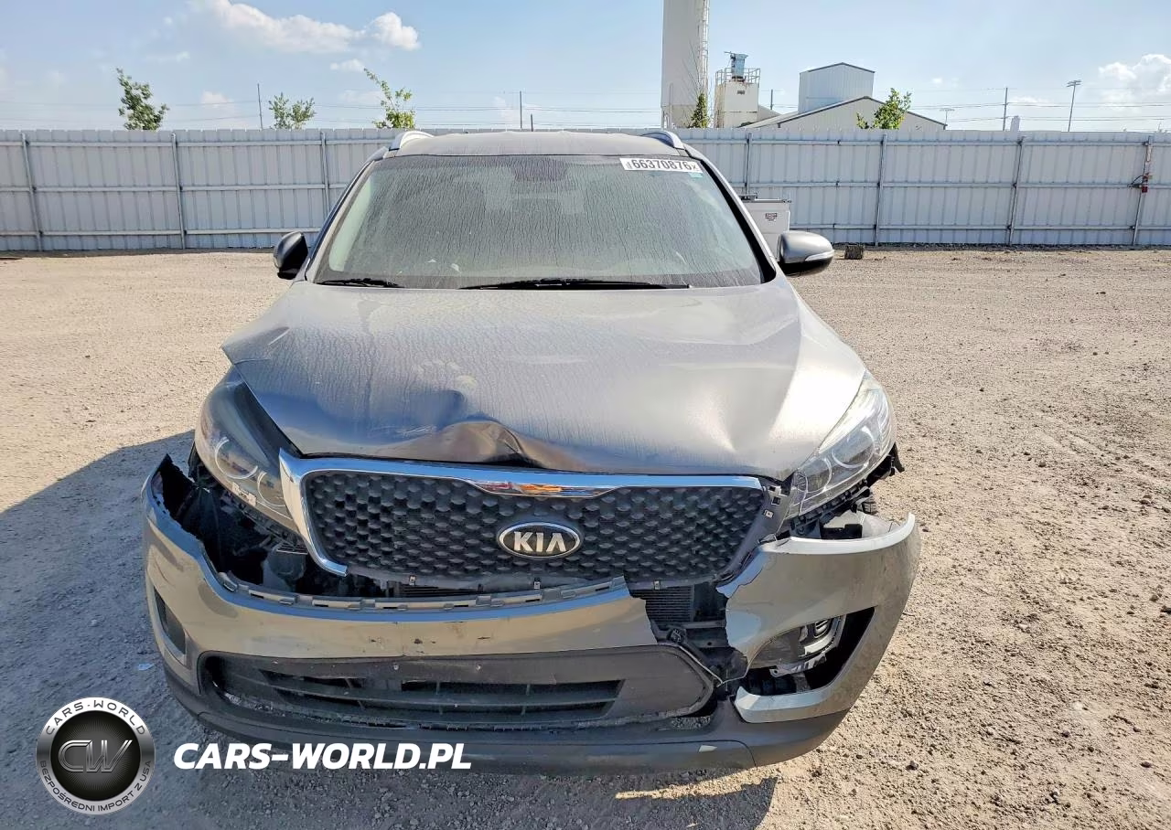 2016 Kia Sorento Lx V6 VIN:5XYPG4A58GG111024 - 5
