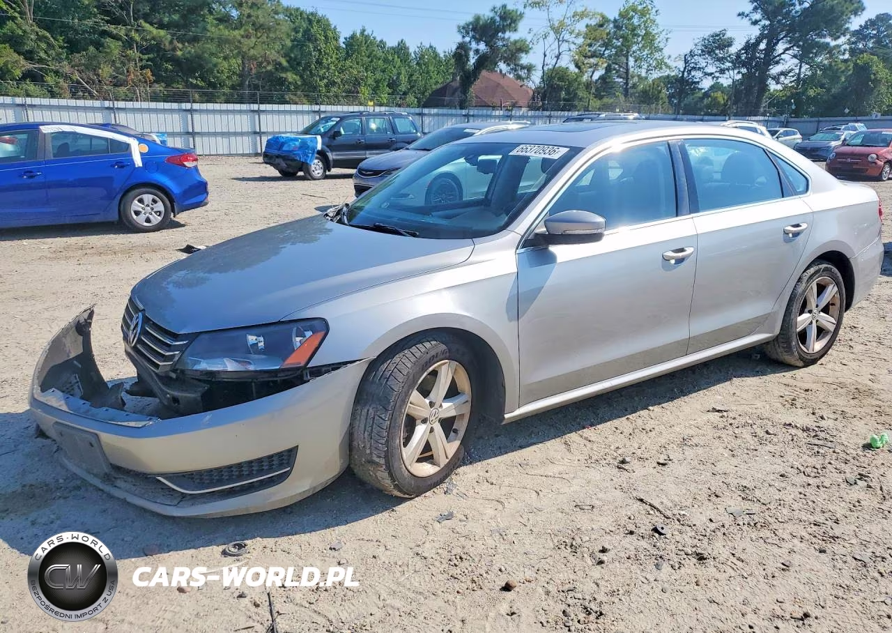 2013 Volkswagen Passat Se VIN:1VWBP7A33DC120320 - 1