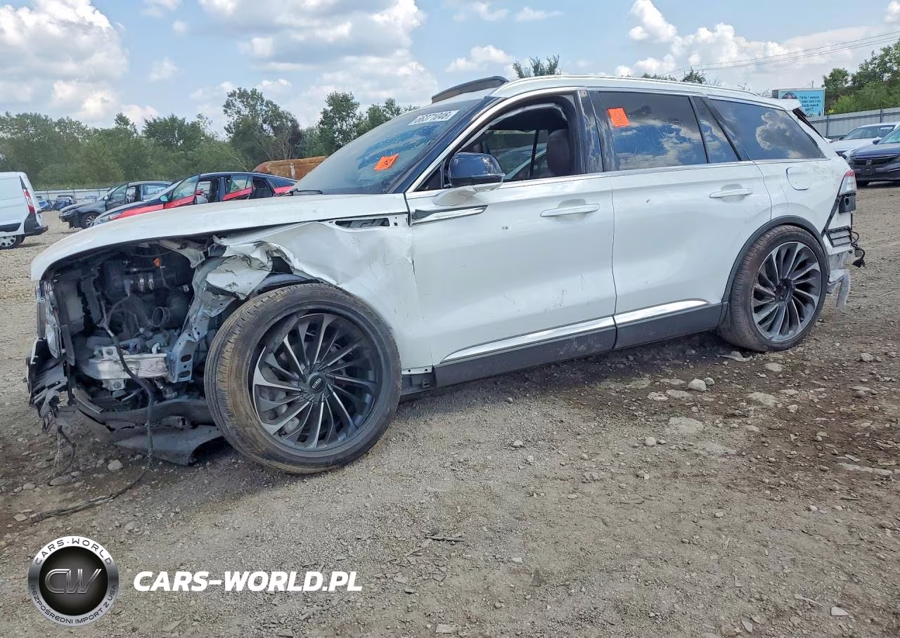 2020 Lincoln Aviator VIN:5LM5J7XC8LGL12230 - 1