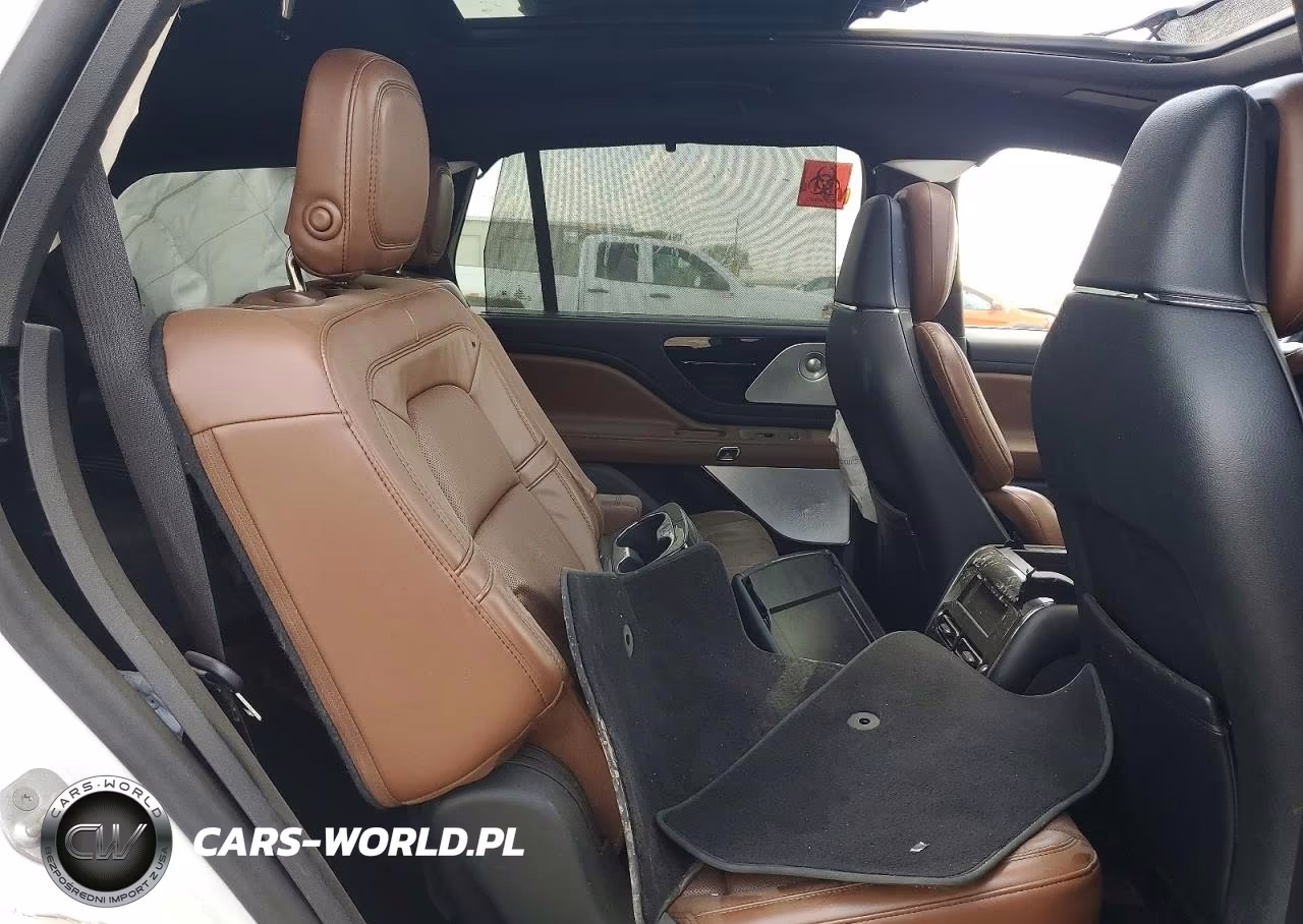 2020 Lincoln Aviator VIN:5LM5J7XC8LGL12230 - 11
