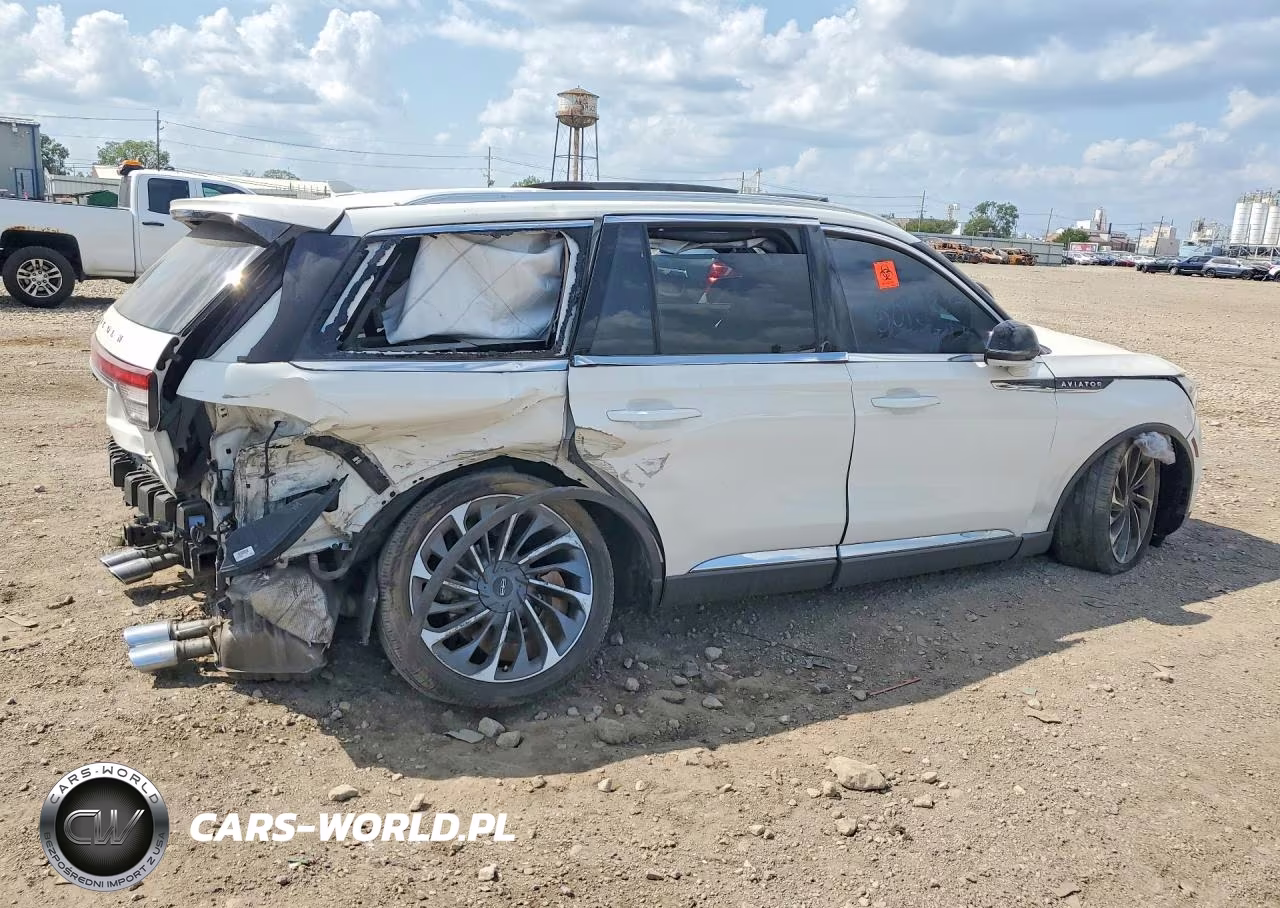 2020 Lincoln Aviator VIN:5LM5J7XC8LGL12230 - 3