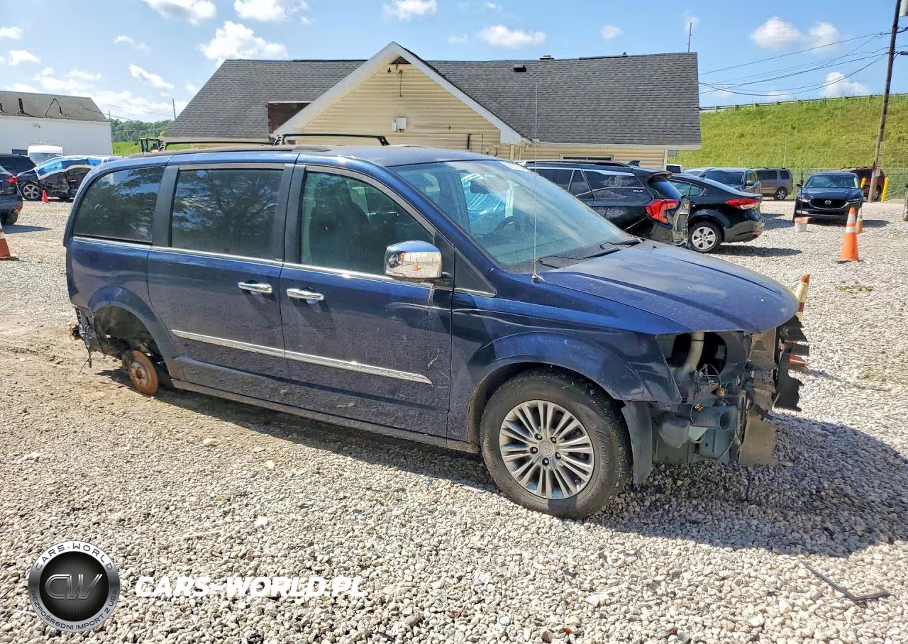 2013 Chrysler Town & Country Touring L VIN:2C4RC1CG5DR711850 - 4