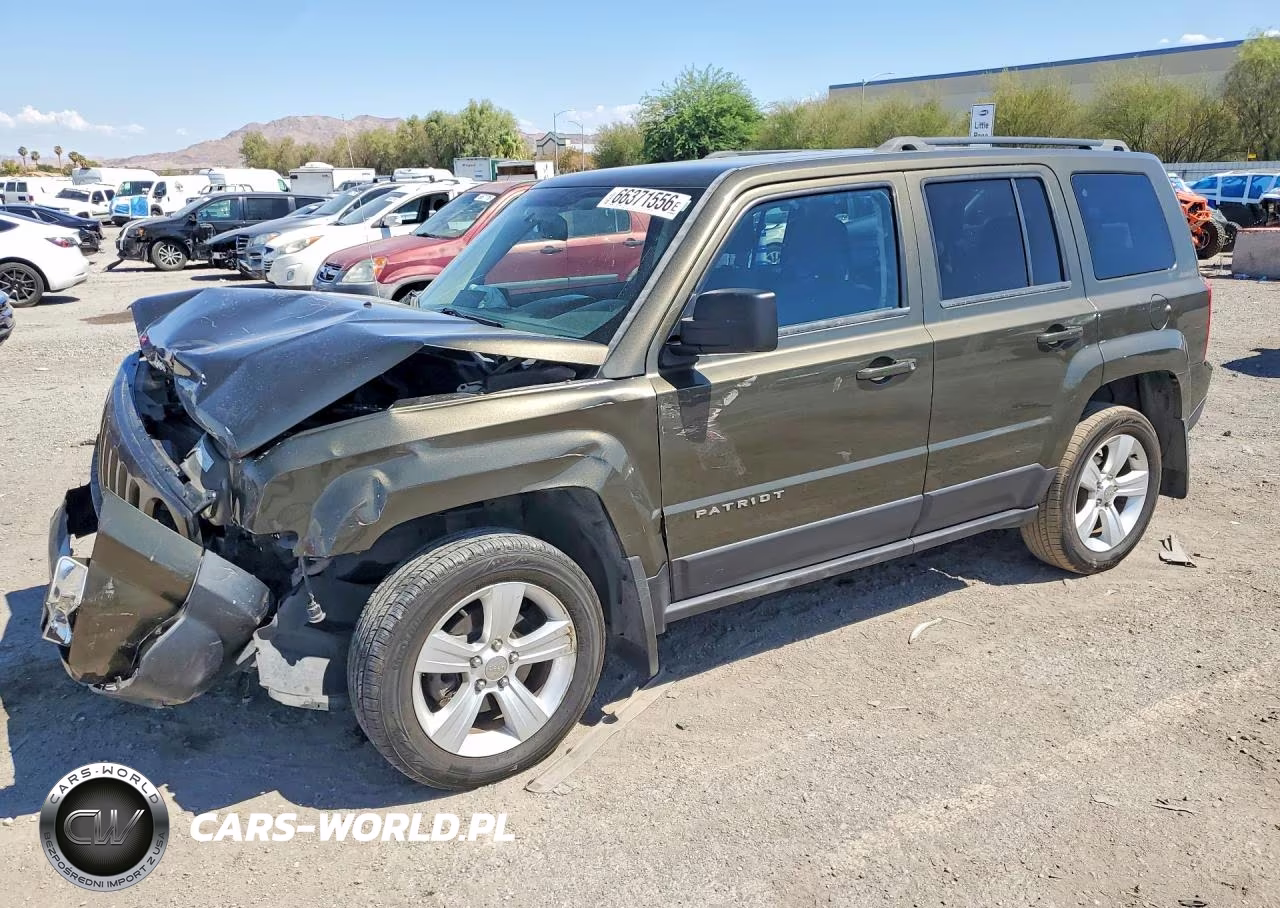 2015 Jeep Patriot Latitude – zdjęcie 1 z 12