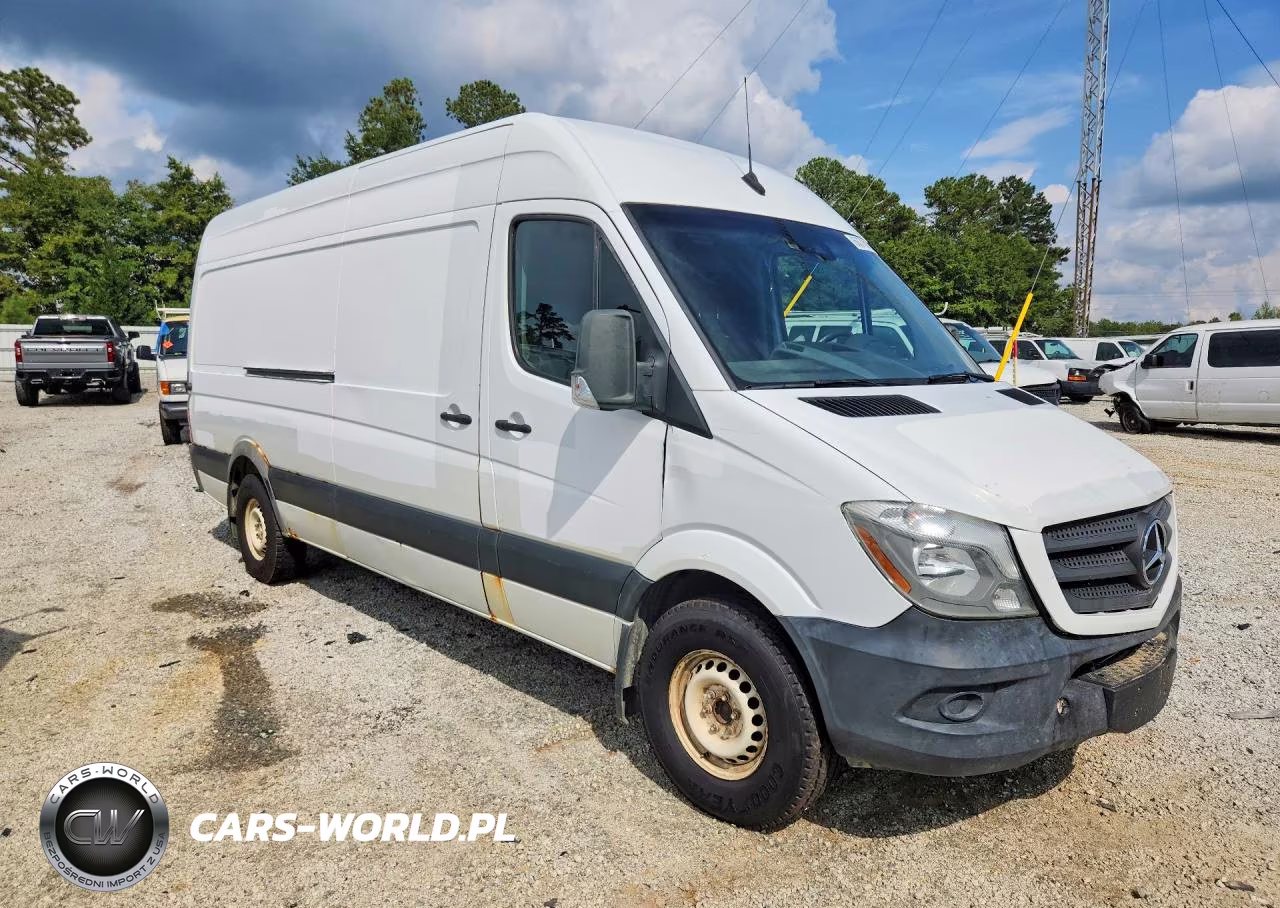 2018 Mercedes-Benz Sprinter 2500 VIN:WD3PE8CD0JP595609 - 4