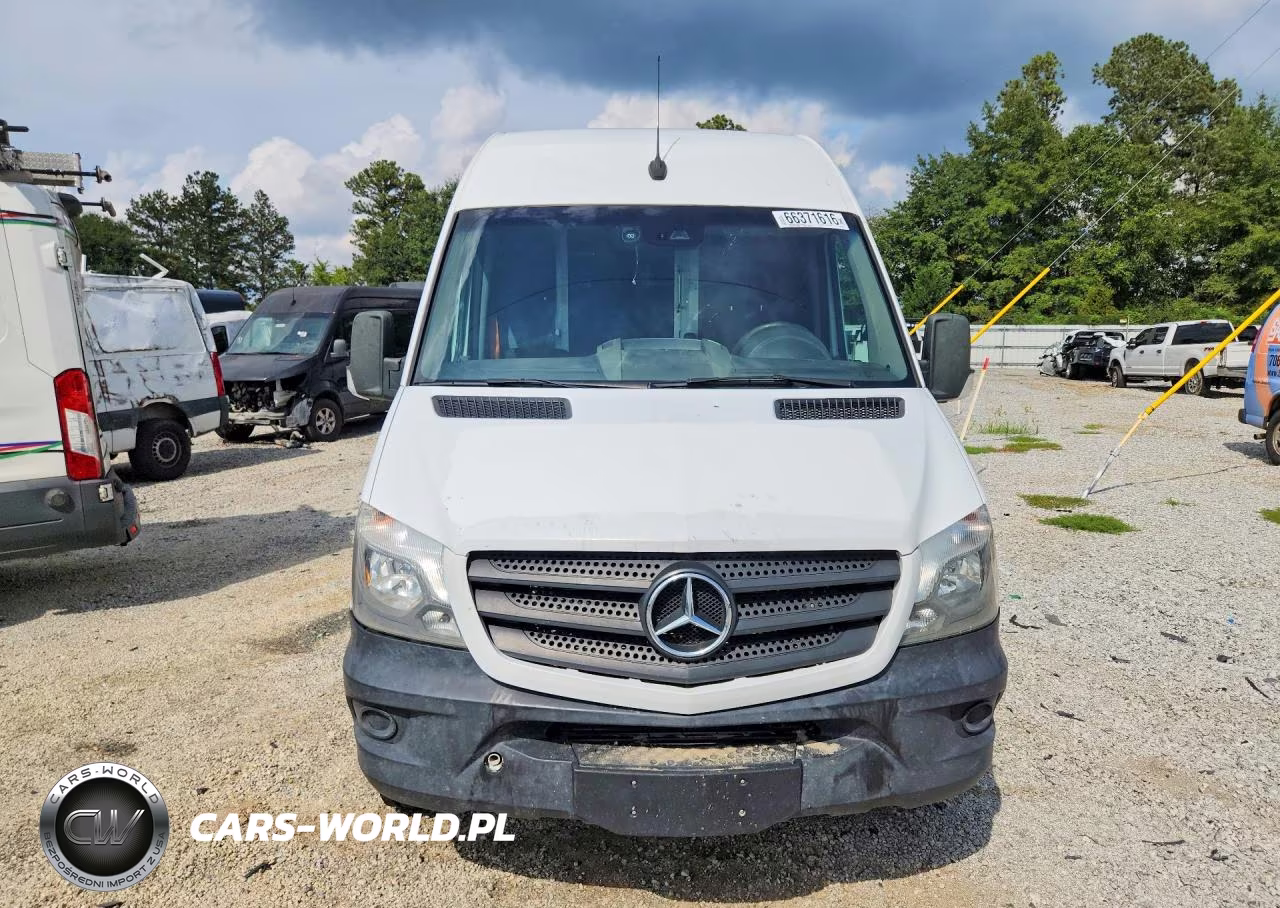 2018 Mercedes-Benz Sprinter 2500 VIN:WD3PE8CD0JP595609 - 5