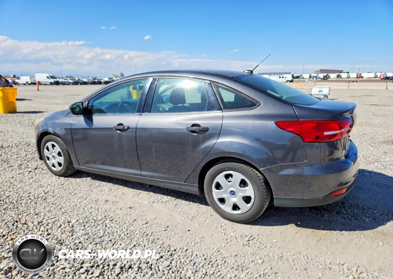 2016 Ford Focus S VIN:1FADP3E2XGL398907 - 2