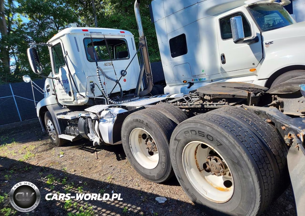 2016 Mack Cxu613 Semi Truck VIN:1M1AW07YXGM057498 - 13